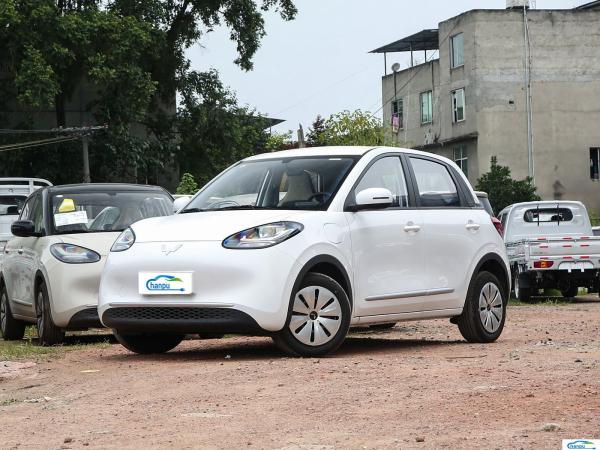 2024 Wuling Bingo 203km Ease Ride-On Electric EV Passenger Car for Energy Vehicle