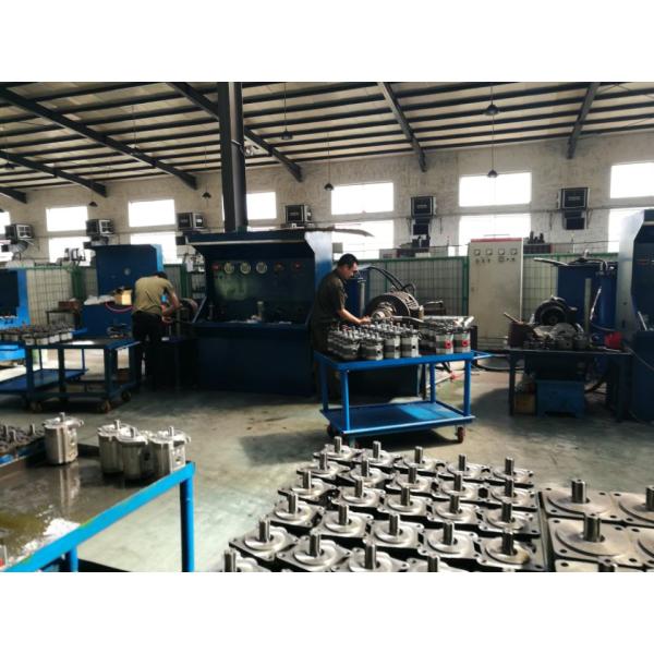 Группа 1 Гоуп 2 Гоуп 3 гидронасосов запасных частей оборудования лесохозяйства