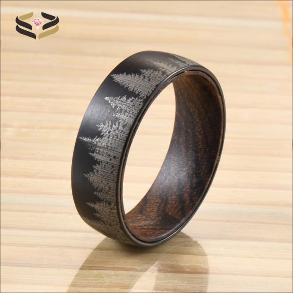 Bague en tungstène noir plaqué 8mm avec incrustation en bois de fût de whisky et ébène doré, alliances ou bagues géométriques