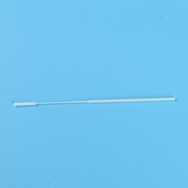 El nilón médico se reunió la colección de espécimen nasal nasofaríngea de las esponjas