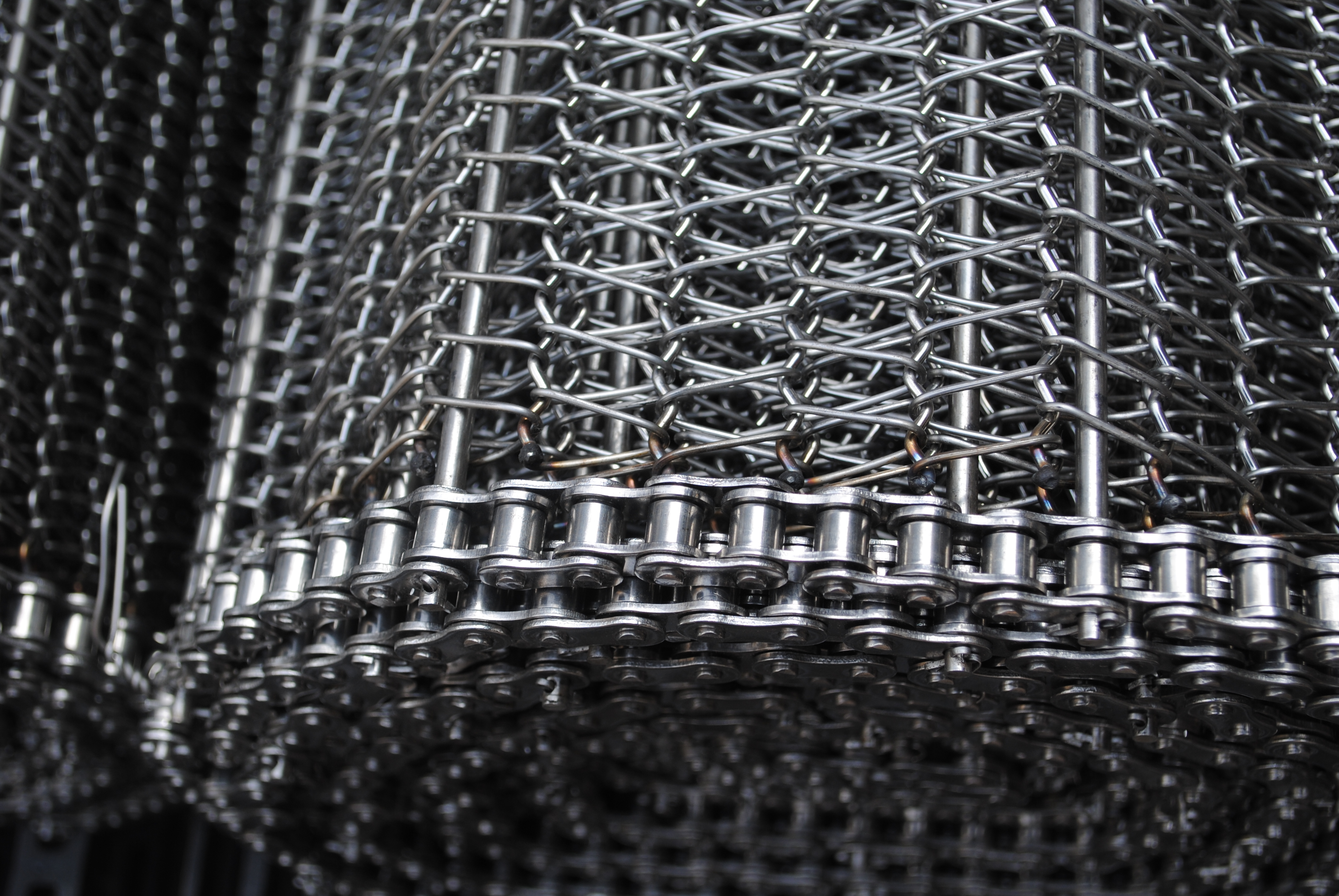 Food Safe Wire Mesh Food Processing Conveyor Belt Stainless Steel Wire Belt For Meat Seafood Line