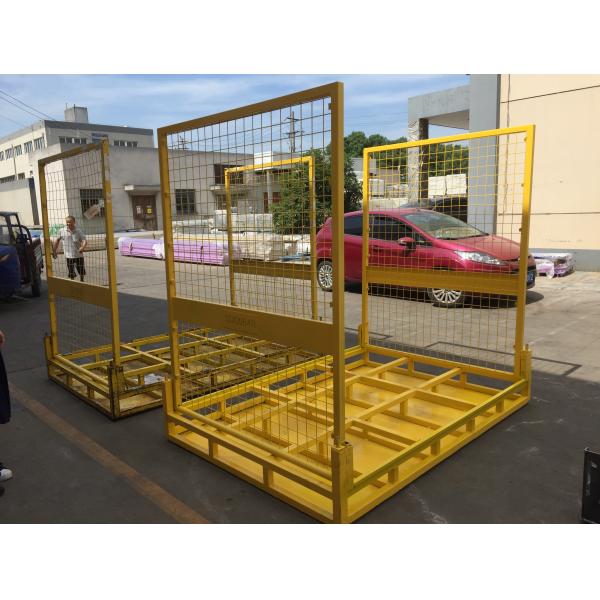 Mobile Yellow Wire Mesh Pallet Cages Folds Flat Space Saving Supermarket Use