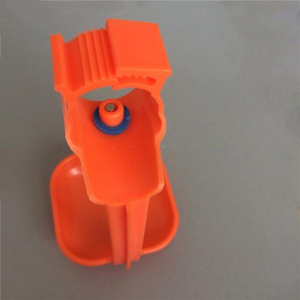 Автоматические ниппели мочат выпивая чашку пьяницы ниппели выпивая чашек воды птицы системы