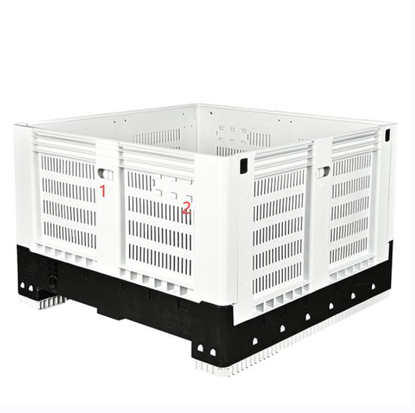 Plastic collapsible box containers closed bodies with side doors