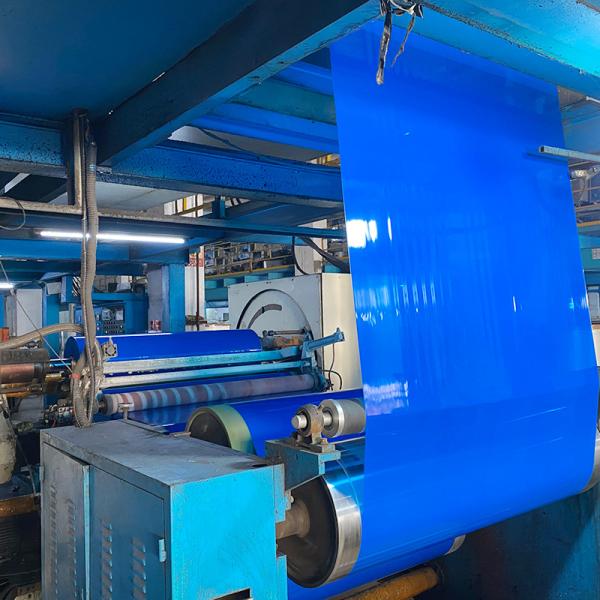 Tape à rouleaux jumbo pour emballage Bopp largeur 1620 mm largeur 4000/6000/8000m longueur