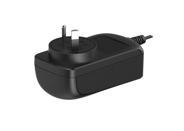 Adaptador universal 24V 1.5A/24V 1.9A do poder da montagem da parede 36W/45W
