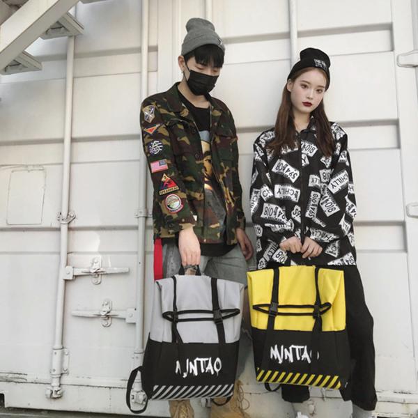 Ins is a hot seller of backpacks for male lovers, Korean version of fashion and individuality bag