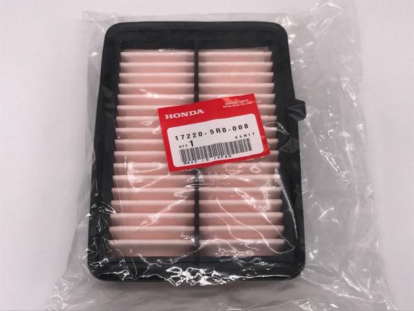 98.50% 17220-5R0-008 Hyundai Car Compressed Air Filter
