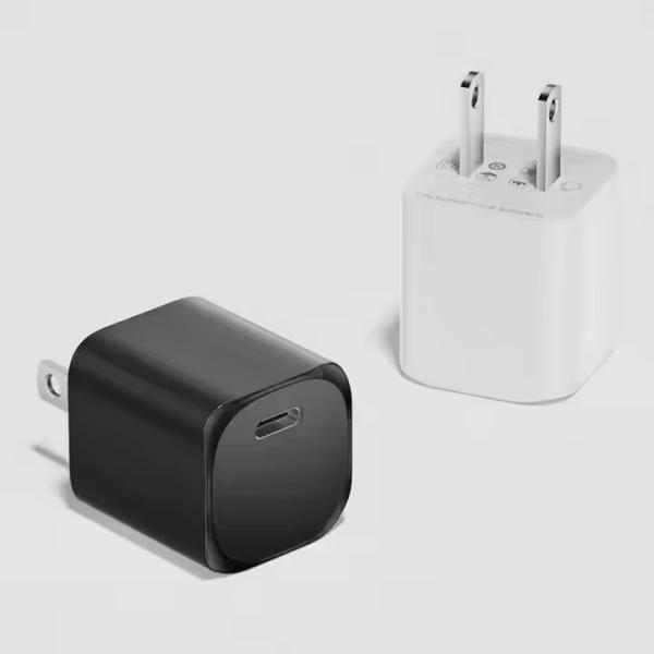 Adaptateur de chargeur mural mini cube GaN personnalisé de couleur blanche compacte avec un seul port C pour prise américaine, pour téléphones portables, entrée 100-240V