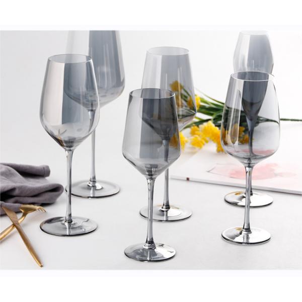 Бокалы классического длинного стержня закоптелые кристаллические с качеством еды графинчика