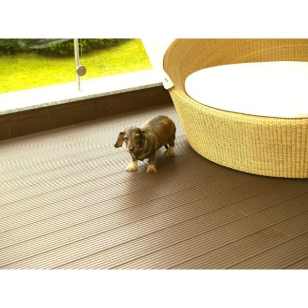 Recyclable WPC Decking Flooring , Anti-UV Engineered WPC Decking Lumber