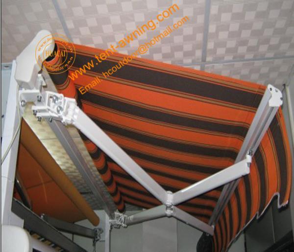 Outdoor Manual or  Motorized Remote Control Retractalbe Awning