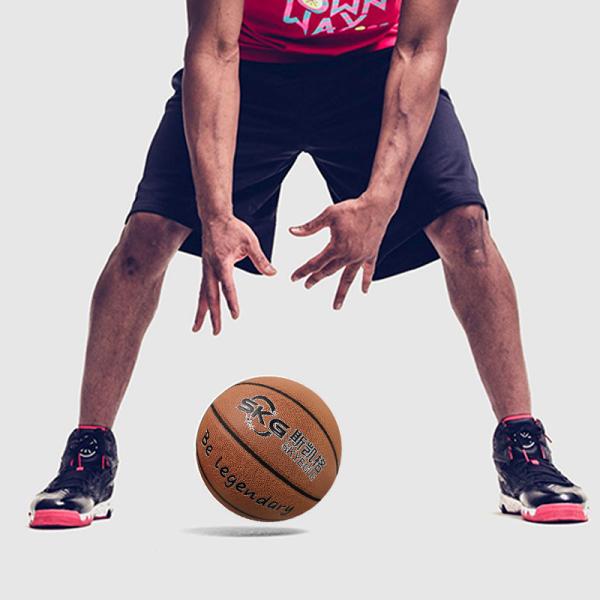 O tamanho de couro 7 do plutônio OEM da bola do basquetebol de 6 Brown aceitou