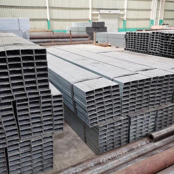SPHC Material Small Size Diameter Thick Wall Seamless Welded Pipe