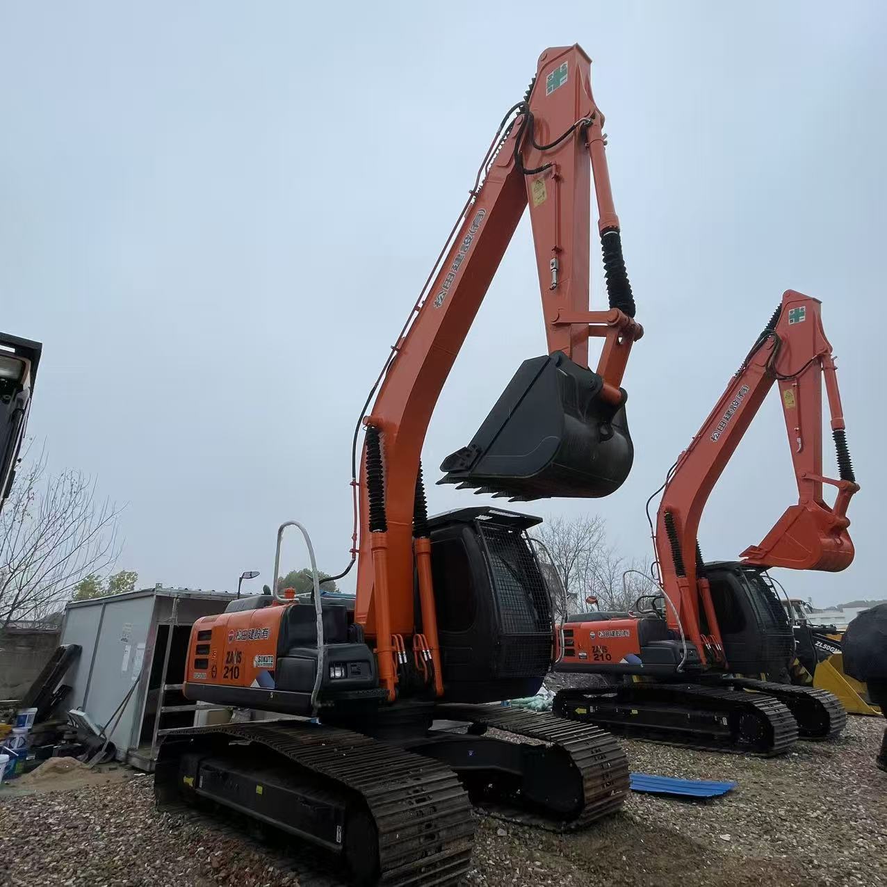 Durable Hitachi ZX210 Crawler Digger , 20 Ton , Original Japan , Fine Condition