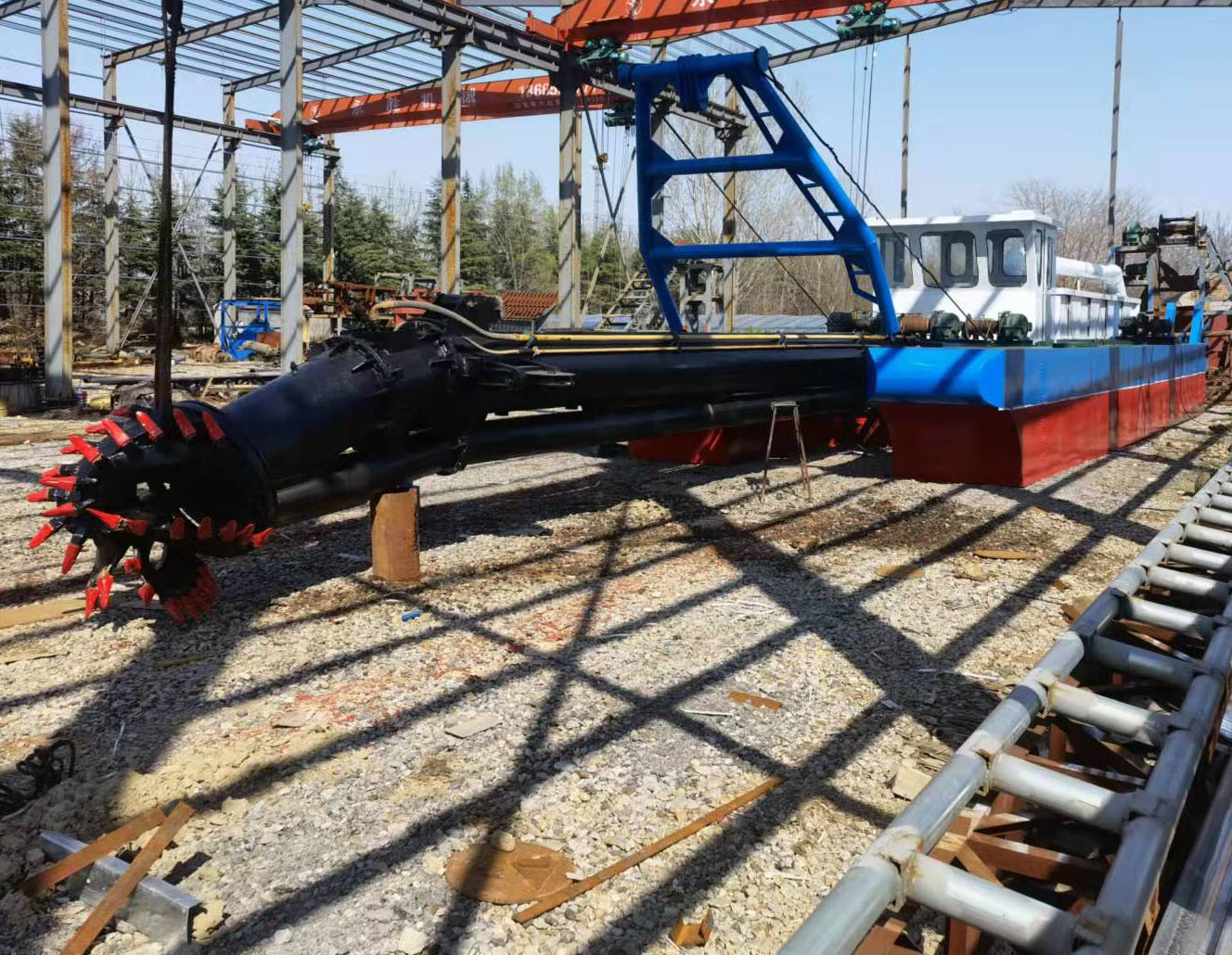 200cbm Model Cutter Suction Dredger используются для очистки ила в речных каналах