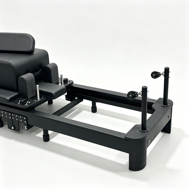 Commercial Aluminum Foldable Pilates Reformer For Weight Loss All Black OEM
