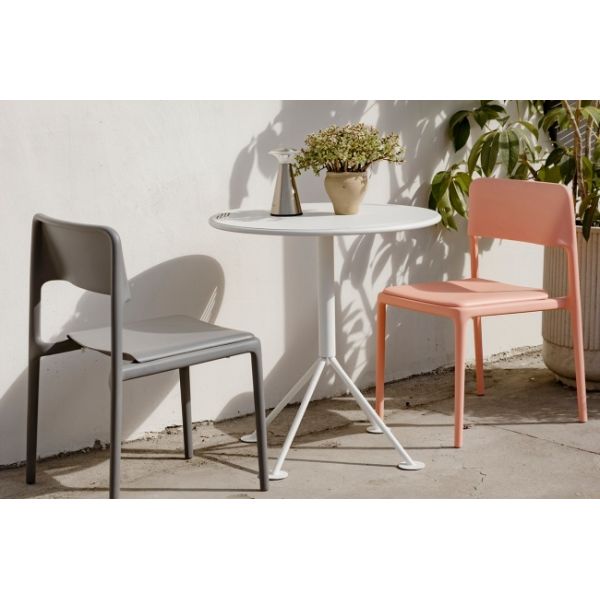 Ergonomic Restaurant Chair And Table One Piece Padded Cushion Molded PP Chair