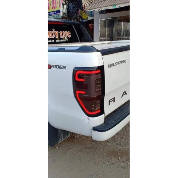 Автомобильные детали чернят Taillight СИД на ренджер 2012-2019 Форда