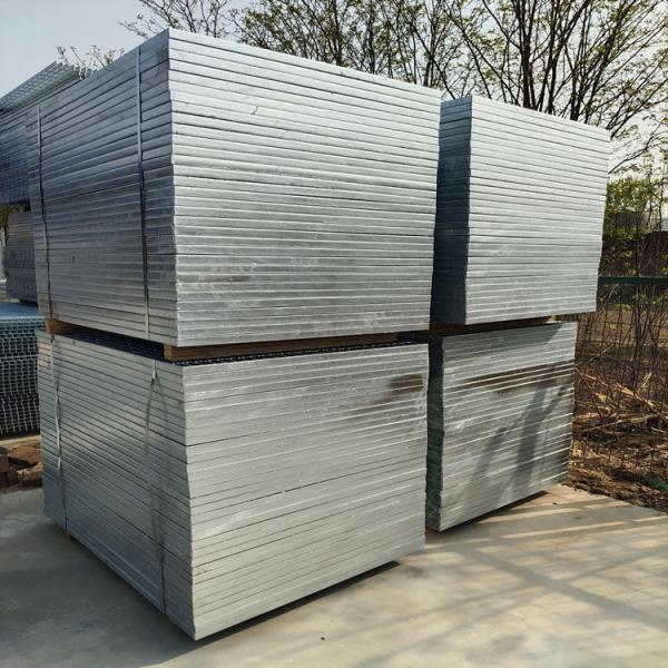 Hot Dip Galvanized Steel Grating Serrated Heavy Duty Industry Platform Catwalk  Construction