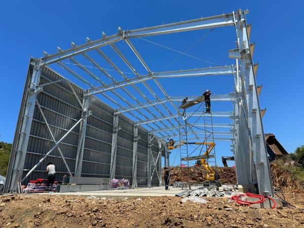 Hot Dip Galvanized Metal Construction Building Q355b Q235b Steel Prefabricated Warehouse