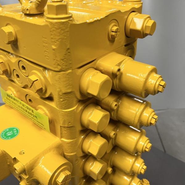 Tokugawa Hydraulic Remanufacturing GID Hydraulic Main Control Valve Assembly 723-57-11700 For Komatsu PC130-7 PC130-7K Excavator.