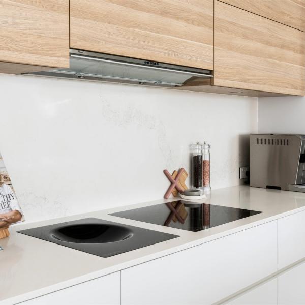 Matte White Plain Matte Beige Wood Shaker Kitchen Cabinets