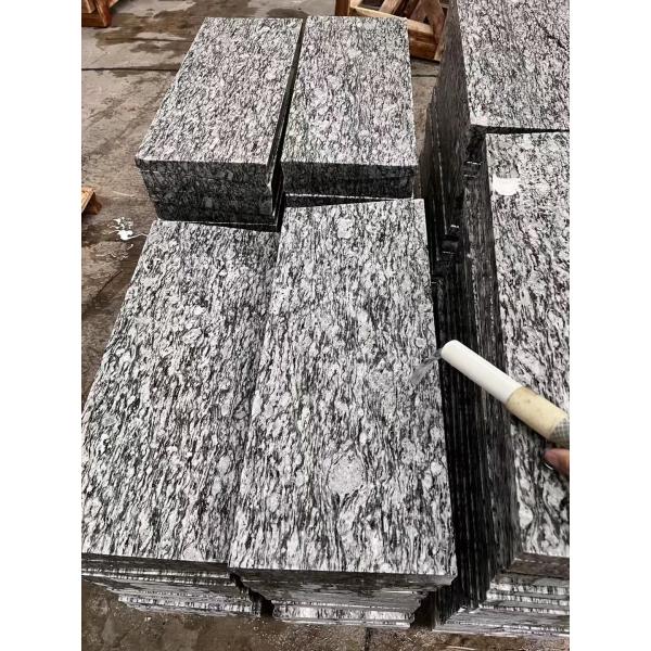 Гранита плиты гранита цветка волны белого моря брызг OEM плит серьезного мемориальный