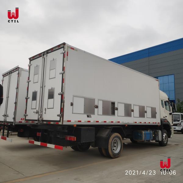 4 cilindro tri Axle Reefer Trailer 350hp único Axle Box Truck