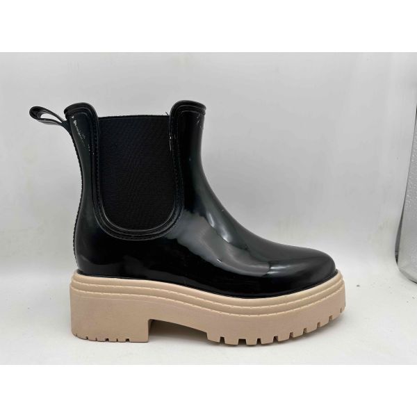 Couleur personnalisée Bottes de pluie pour femmes Matériau PVC Bottes de jardinage pour femmes