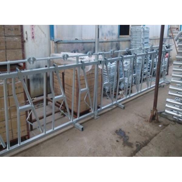 Metal Livestock Panels / Hot Dip Galvanized Metal Cattle Feeders Customized
