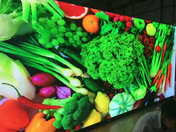 telas internas pequenas da propaganda de p1.5 RGB HD com material da liga de alumínio, 1,200Hz