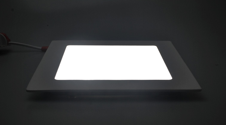 цвет света модуля 42PCS 2700K СИД Dimmable обломока SMD2835 125x125mm