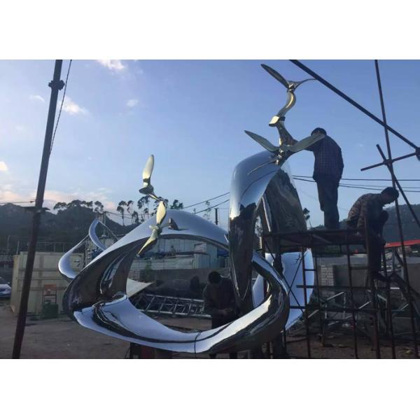 Tall Metal Sculpture Artists Outdoor , Buckle Metal Outdoor Sculpture Abstract