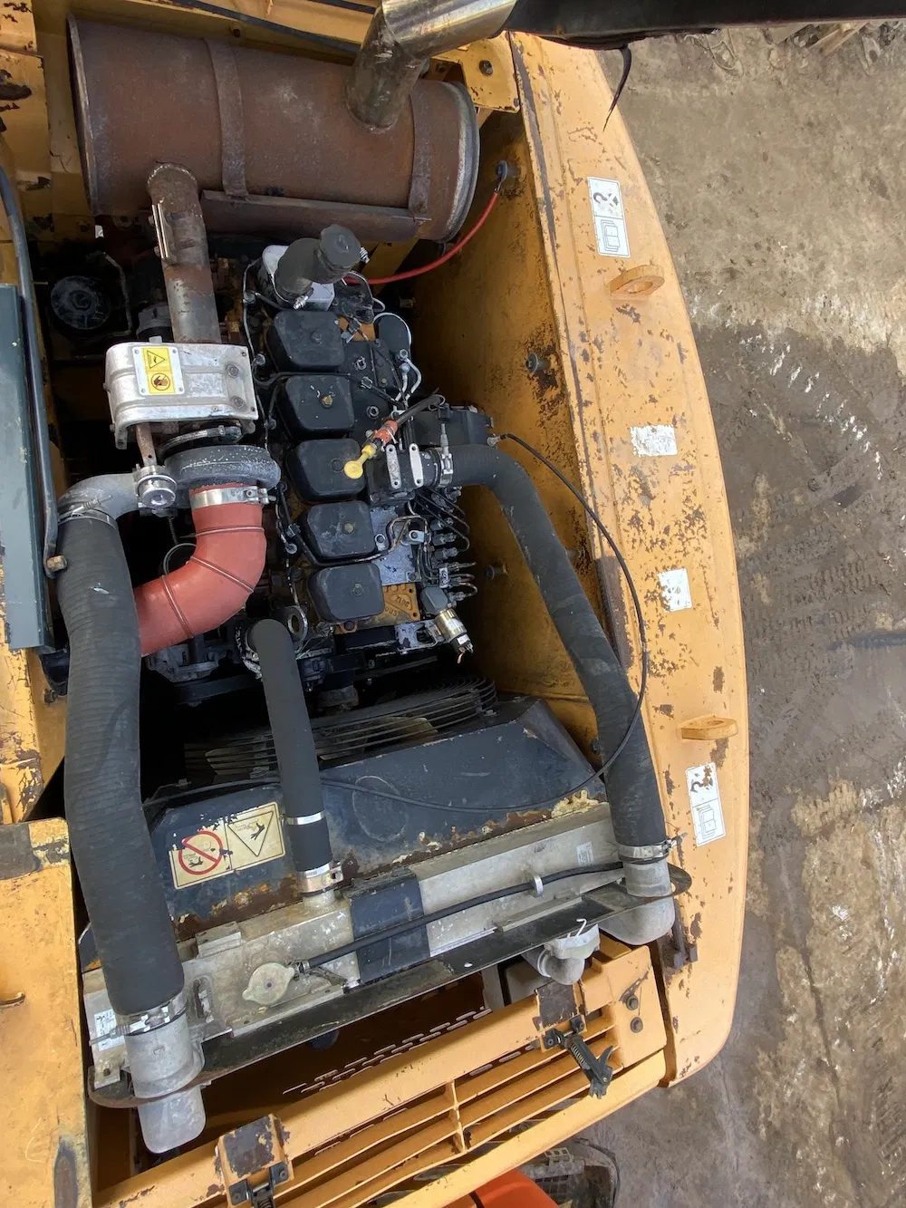 Hyundai 220LC-9s d'occasion fabriquée en Corée du Sud, pelle excavatrice de 22 tonnes, Hyundai 220LC, bon prix