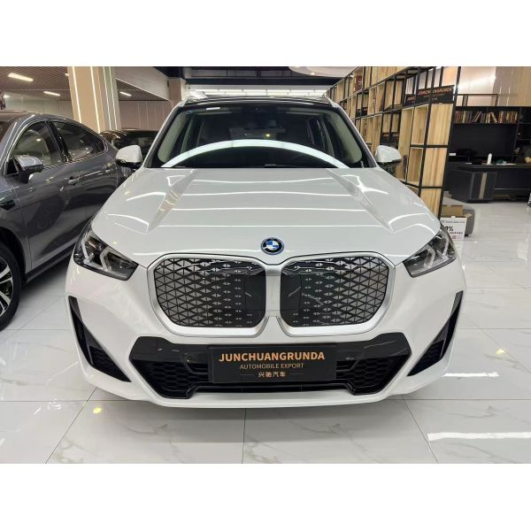 Brand New 2025 BMW iX1 Electric SUV with M Sport Package and 0 km for Export