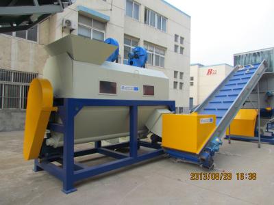 3000kg/Hr Ldpe Mulching Film Plastic Recycling Machine Sand / Grass Remover