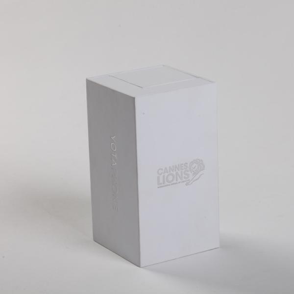 Wholesale design custom Cell phone case mobile power cardboard paper packaging box with logo printing