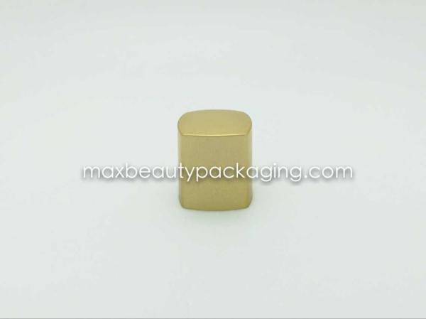 N2076 square small nail polish cap nail polish packaging plastic cap shiny black cap UV coating finish cap