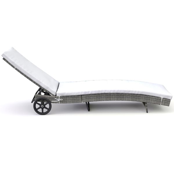 Outdoor Beach Swimming Pool Folding Lounge Chair Sunbed With 2 Wheels Customized Rattan Sunlounger