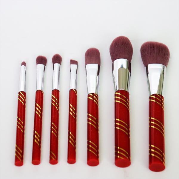 Passionate Red Cosmetic Makeup Brush Set 7 Pieces Patterned Plastic Handle