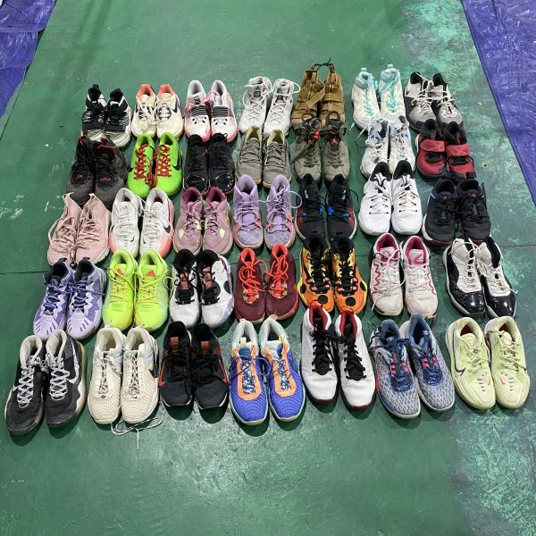 Mixed Color Second Hand Basketball Shoes Summer Autumn Men Used Sport Shoes