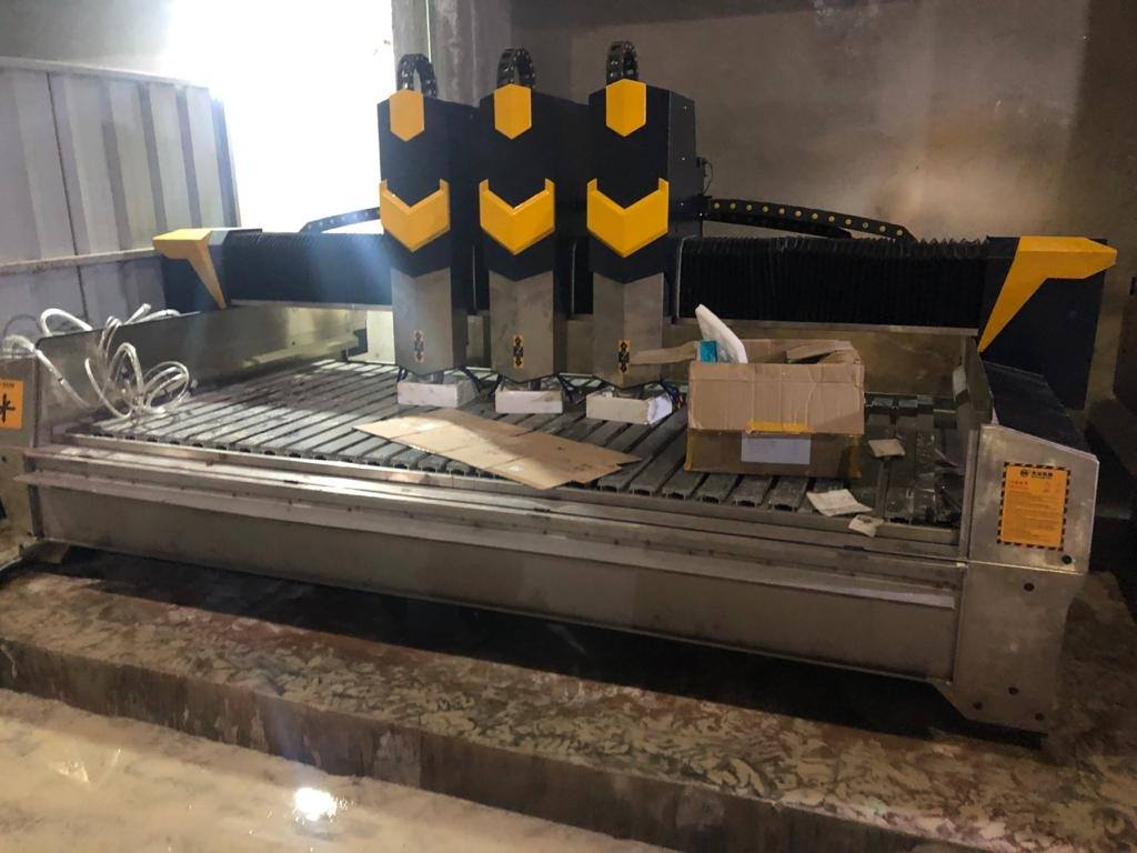 CNC Stone Carving Machine with 0.02mm Precision, 15m/min Air Speed, and Electric Powered for Tactile Paving Stone