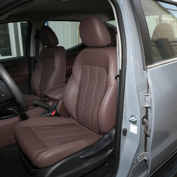 Dongfeng Rich7 Pickup 4X4 Gasoline Zhengzhou Petrol And Diesel 2WD Pickup