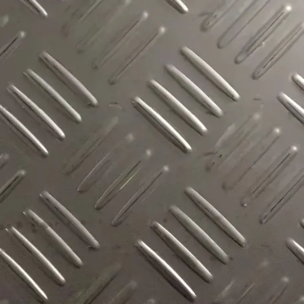 3mm Hot Rolled 304 Stainless Steel Checkered Plate with Checkered Surface