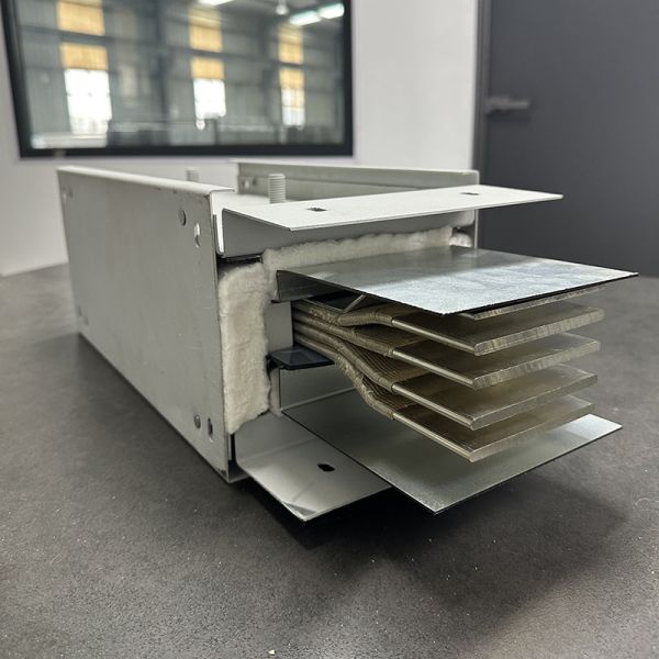 Diseño ignífugo multicapa de barras colectoras aisladas por aire, baja tensión, barras colectoras cerradas