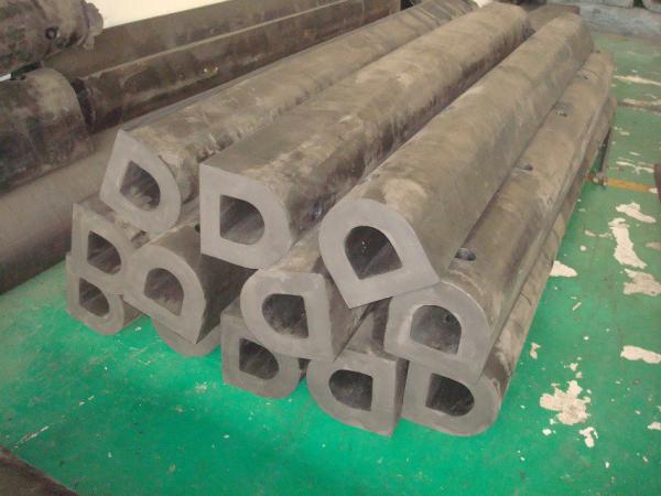 Fenders de borracha D pretos com parafuso Excelente resistência ao tempo para proteção marinha