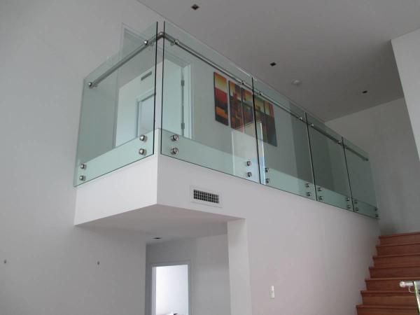 Stainless Steel Material Frameless Glass Railing Standoff Fittings For Outdoor Balcony