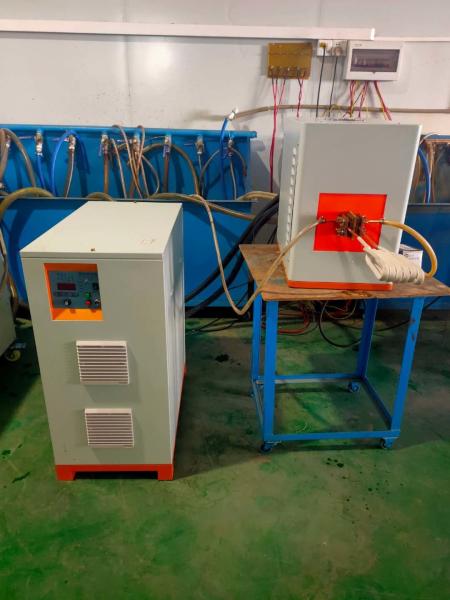 Appareil de chauffage par induction ultra haute fréquence 100KW pour le métal