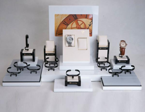 Fashion Countertop Watch Display Glossy Black MDF & White Acrylic 660*400*360mm